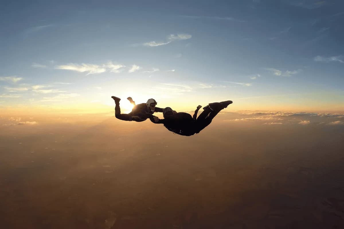 Skydiving Academy: What is vertigo?