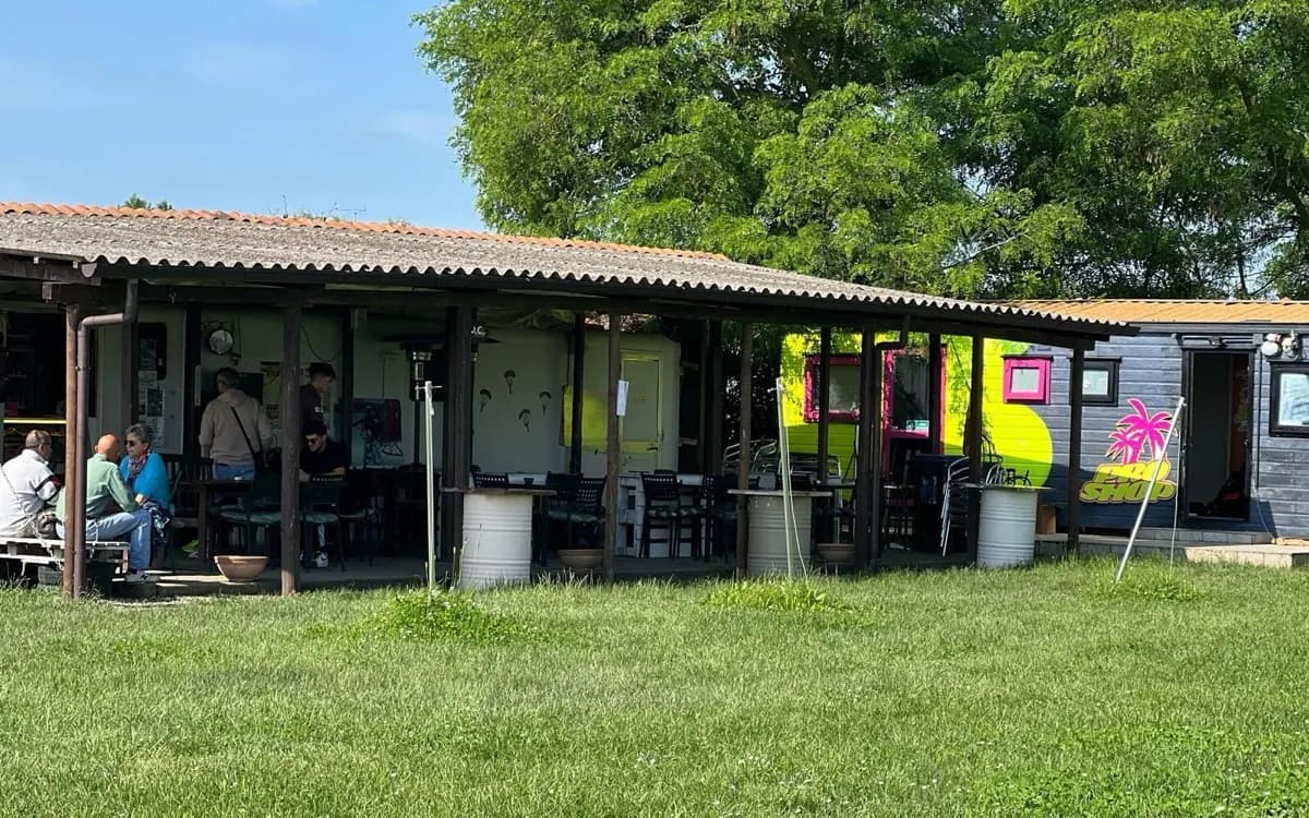 Snack Bar e zona d'attesa