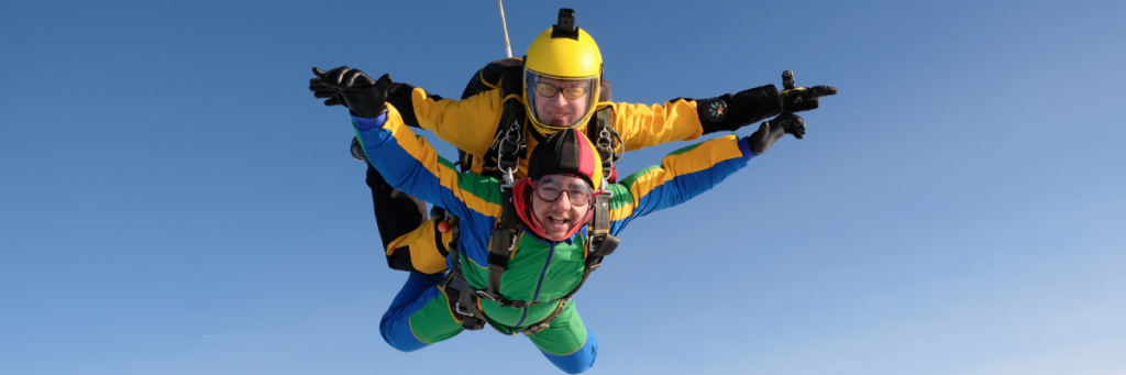 Cos’è il paracadutismo tandem e come funziona nel 2026 Accademia di Paracadutismo